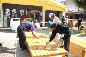 飯田市公共施設の塗装ボランティアを行いました